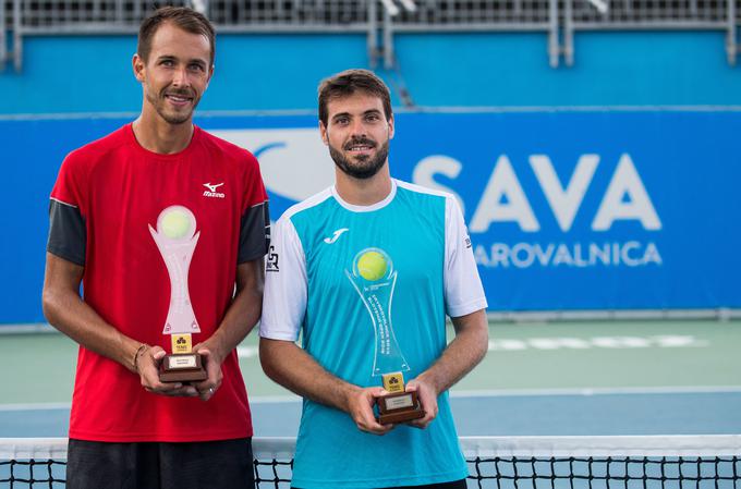 Španec Gerard Granollers in Čeh Lukaš Rosol sta zmagaovalca dvojic. | Foto: Vid Ponikvar