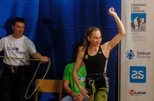 Janja Garnbret šesta v kvalifikacijah na Kitajskem