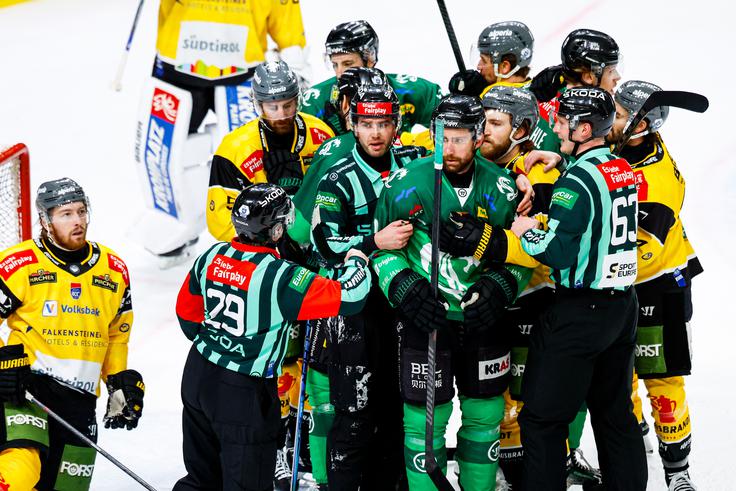 IceHL, polfinale: HK Olimpija - Pustertal | Foto: Aleš Fevžer