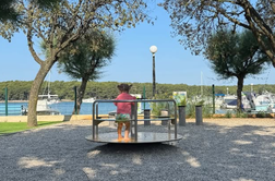 Dončićevi dekleti sta si privoščili oddih