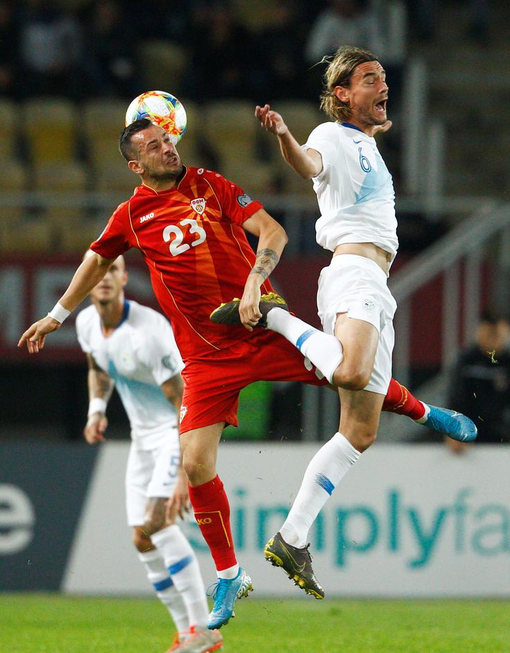 Rene Krhin je v Skopju zaradi poškodbe odigral le 48 minut. | Foto: Reuters