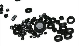 Lego praznuje petdesetletnico svoje gume