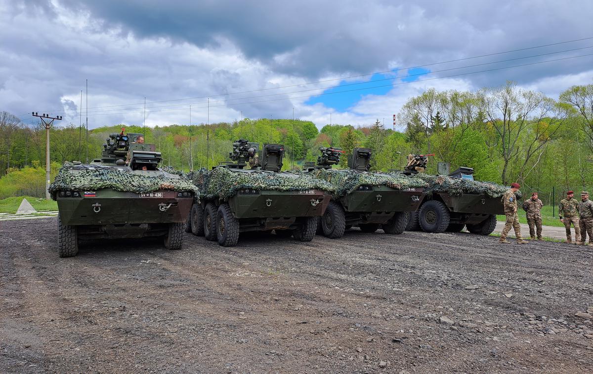 Patria, Svarun | Krepitev proračunskih izdatkov članic za obrambo bo ena od osrednjih tem današnjega zasedanja obrambnih ministrov zveze Nato v Bruslju. | Foto Aleksander Kolednik