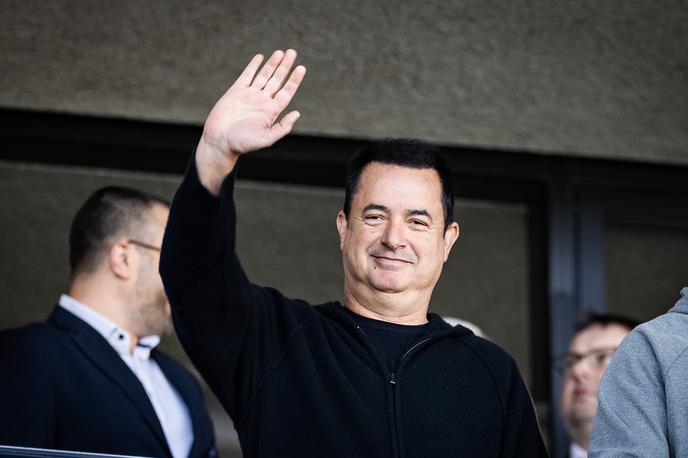 Maribor Olimpija Acun Ilicali | "Medijski zapisi, ki namigujejo, da smo v pogajanjih za prodajo kluba, ne odražajo resničnega stanja," pravi Acun Ilicali. | Foto Jure Banfi