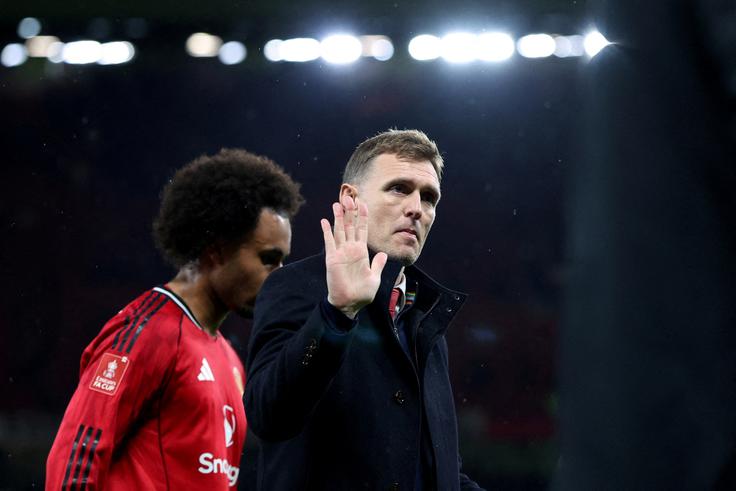 Je Darren Fletcher v nedeljo zadnjič vodil United? Če bo ostal, ga v soboto čaka mestni spektakel, saj na Old Trafford prihaja City. | Foto: Reuters
