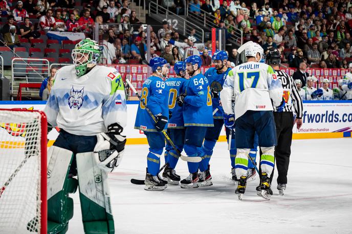 SP v hokeju 2023, slovenska hokejska reprezentanca : Kazahstan, Žan Us | Slovenski hokejisti so se od prvenstva in elite poslovili s porazom s 3:4 proti Kazahstanu.  | Foto Guliverimage