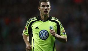Džeko podaljšal z Wolfsburgom