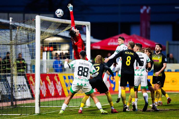 Radomlje Olimpija | Olimpija je strla odpor Radomljanov v zadnjih 25 minutah. | Foto Aleš Fevžer