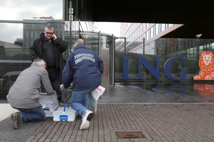 Amsterdam, pisemska bomba | Domnevni izsiljevalec naj bi v prejšnjih napadih zahteval plačilo v virtualni valuti bitcoin in zagrozil z novimi eksplozivnimi pošiljkami. | Foto Reuters