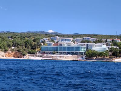 V Novem Vinodolskem odprli luksuzen Mövenpick resort: najštevilčnejši kupci apartmajev so Slovenci #foto #video