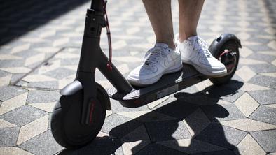 Kakšna je kultura voznikov električnih skirojev?