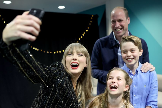 Kraljeva družina | Obvezen selfi s pevko Taylor Swift | Foto princeandprincessofwales/Instagram