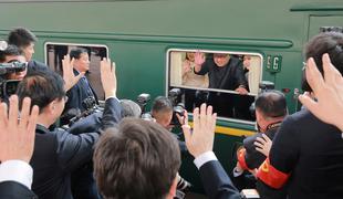 Kitajska potrdila: na obisku sta bila Kim Džong Un in njegova žena #foto