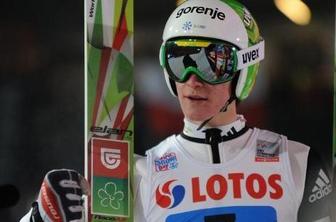 Slovenija se veseli: Prevc premierno v sezoni na stopničkah