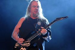 Umrl kitarist Slayerjev Jeff Hanneman