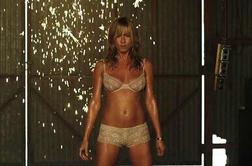 Jennifer Aniston kot striptizeta: seksi kot še nikoli (VIDEO)