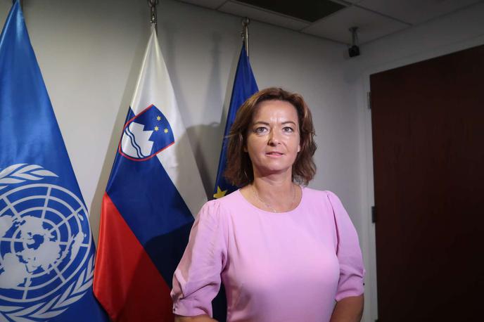 Tanja Fajon | Predsednica SD Tanja Fajon je pozive Janše k oboroževanju obsodila. | Foto Robi Poredoš, STA