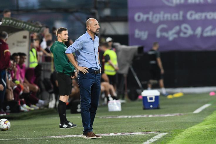 Damir Krznar je doživel prvi poraz, odkar vodi Maribor. | Foto: Guliverimage/Vladimir Fedorenko