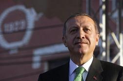 Erdogan Kosovo enačil s Turčijo, Srbi ogorčeni