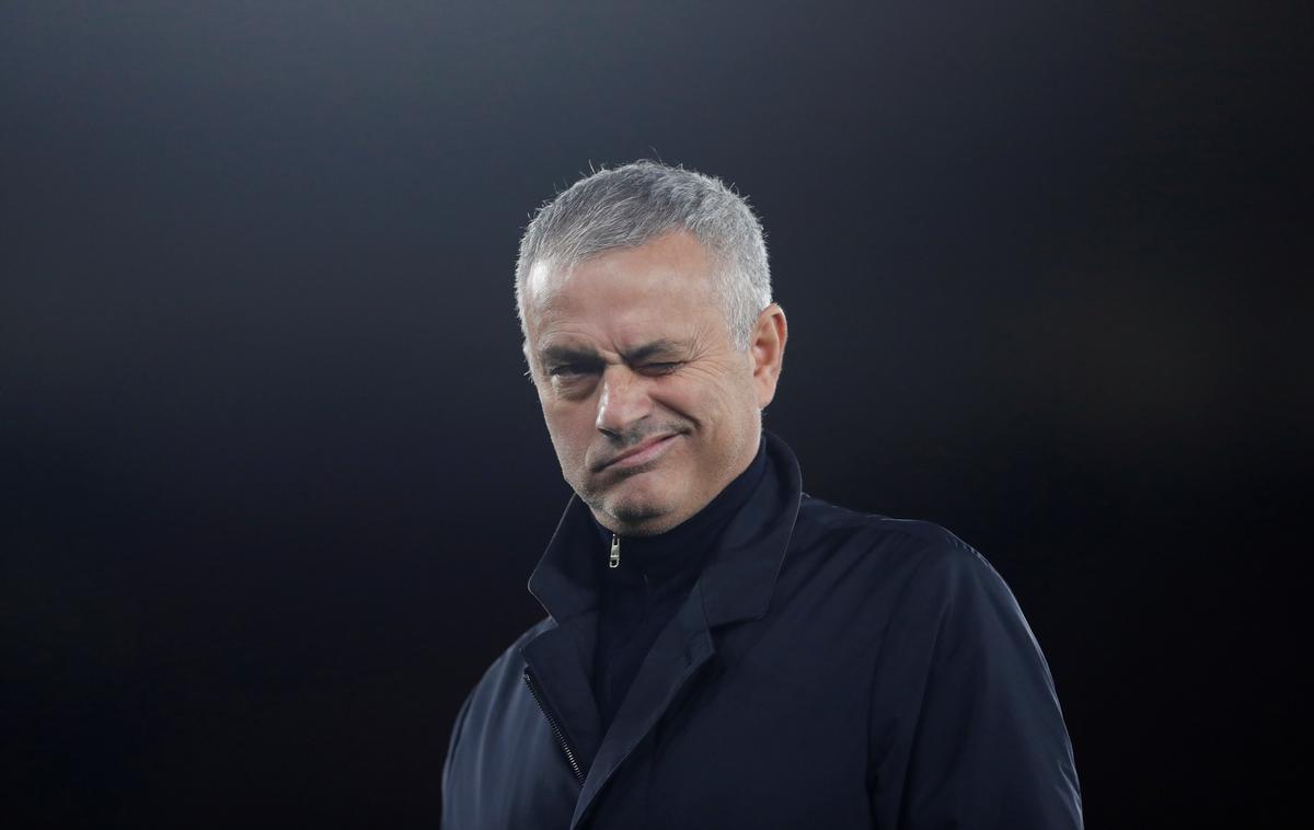 Jose Mourinho | Jose Mourinho kljub številnim govoricam ne bo sedel na klop Reala. Cena bi bila previsoka. | Foto Reuters