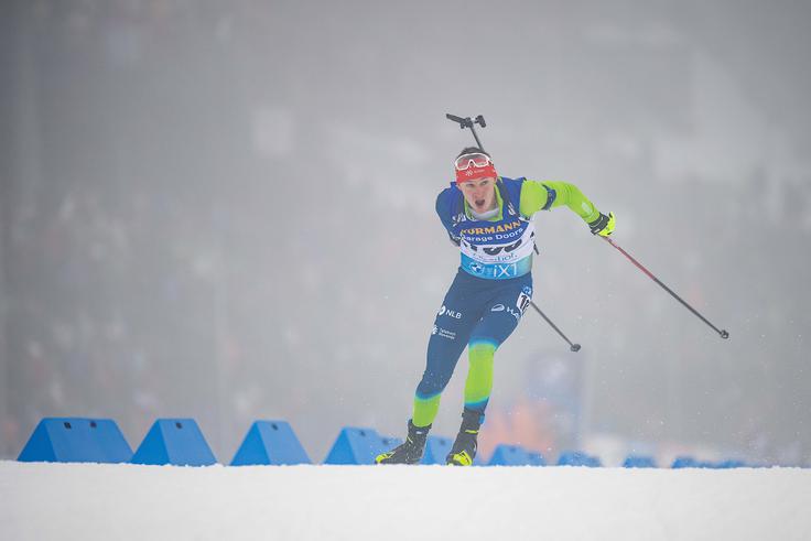 Toni Vodmar je celo tekmo tekel sam. | Foto: Grega Valančič/Sportida