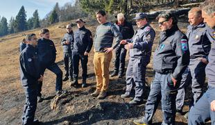 Tonin ob ogledu pogorišča nad Potočami v Preddvoru: Državo in lokalno skupnost čaka veliko dela