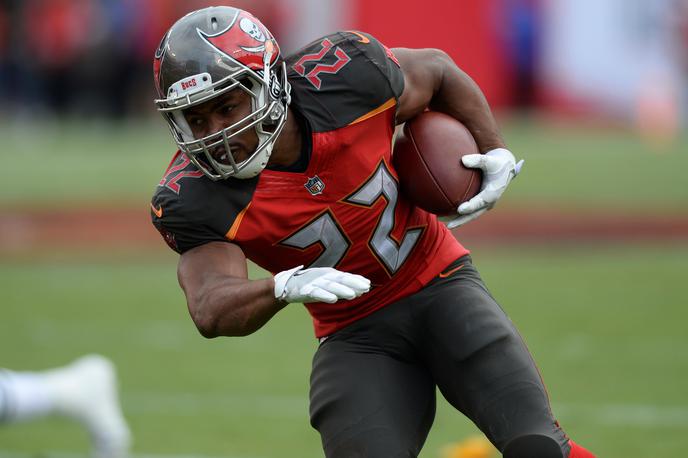 Doug Martin | Nekdanji igralec lige NFL Doug Martin je ob vlomu v Oaklandu umrl ob posredovanju policije, ki so jo poklicali njegovi domači. | Foto Guliverimage