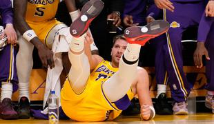 Konec velikega niza razglašenih Lakersov, Mavericksi nasmejani