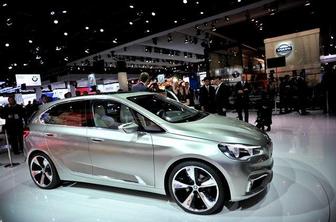 BMW na avtosalonu Pariz 2012