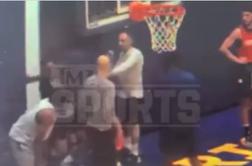 Zvezdniku lige NBA je prekipelo, zapele so pesti #video