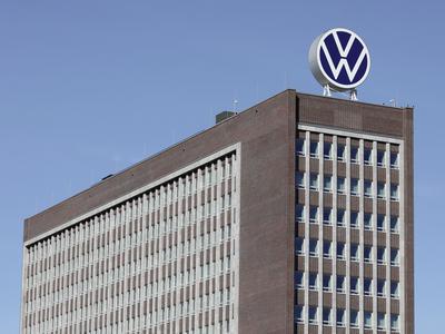 Nevihta nad Wolfsburgom: Volkswagen pred najtežjo odločitvijo v desetletjih