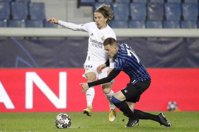 Luka Modrić Atalanta Real | Luka Modrić je z Realom izločil Josipa Iličića in njegovo Atalanto. Zadarčan in Kranjčan se bosta kmalu srečala še enkrat, in sicer 24. marca v Ljubljani. | Foto Guliverimage