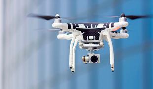 Slovenci podpirajo uporabo dronov za nadzor državne meje
