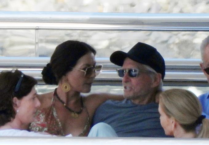 Catherine Zeta-Jones in njen mož Michael Douglas uživata v Italiji. | Foto: Profimedia