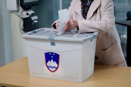 Do 19. ure sedem prijav domnevnih kršitev volilnega molka
