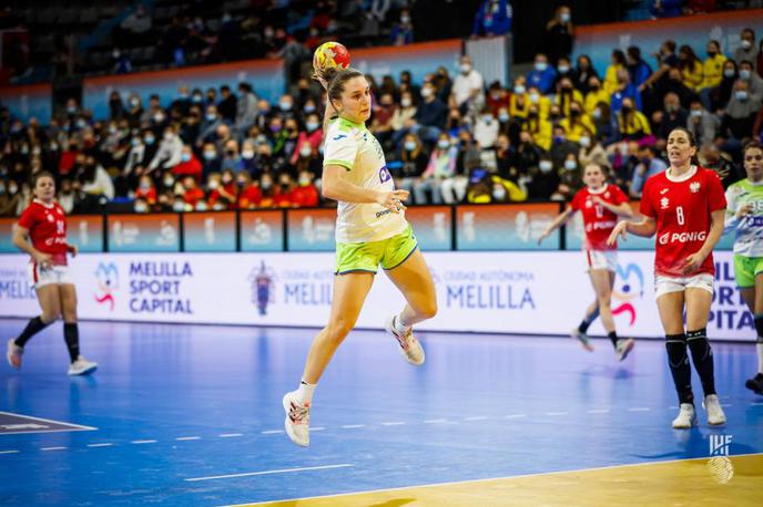 slovenska ženska rokometna reprezentanca, Slovenija : Poljska, Živa Čopi | Živa Čopi je zabila šestkrat. | Foto IHF.com