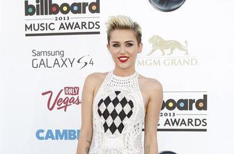 Miley priznala, da pesem govori o drogah