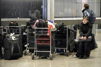 MZZ: Državljani naj pred odhodom v tujino pridobijo potrebne informacije