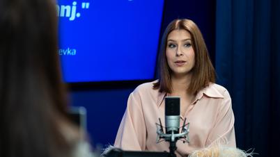 Eva Boto iskreno: Nekaj je biti pogodbeno vezan, drugo pa je biti last nekoga #video