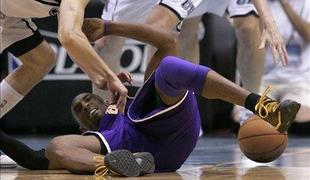 Utah pokazal zobe in "položil" Lakerse