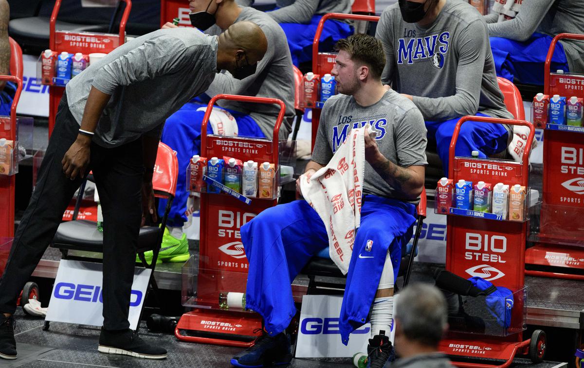 Luka Dončić | Luka Dončić zaradi bolezni ni igral. | Foto Reuters