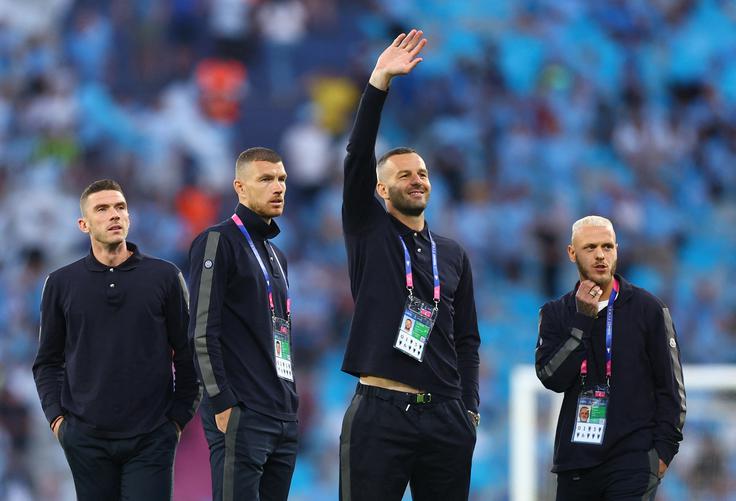 Samir Handanović, ki bo prihodnji mesec dopolnil 39 let, je v finalu lige prvakov ostal na klopi za rezervne igralce. | Foto: Reuters