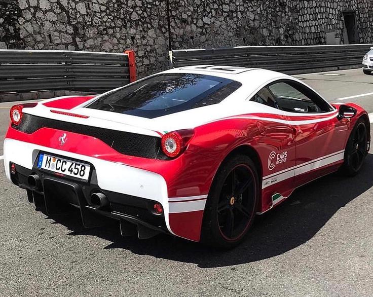 To je ferrari 458 speciale Italijana Francesa Cante, ki je dogodek CarsCoffee iz ZDA pripeljal v Evropo. | Foto: Cars&Coffee