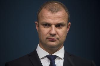Lonstroff izbral Logatec, odločitev dveh investitorjev še v zraku