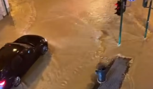 Trst zajel močan naliv: v 30 minutah padlo 35 litrov dežja