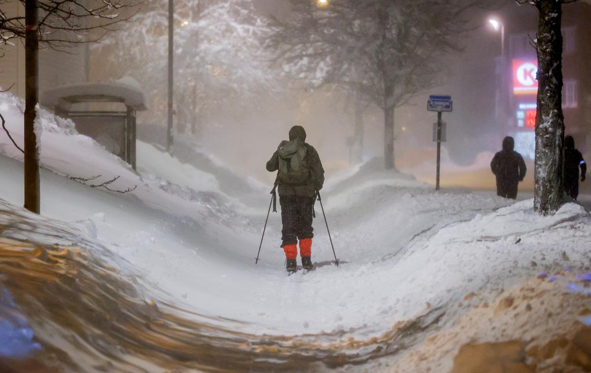 Kristiansand, Norveška | V norveškem mestu Kristiansand se zaprli šole in ustavili javni promet. | Foto Reuters