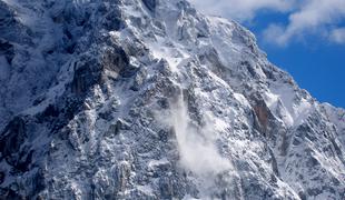 Tragedija v slovenskih gorah: pred smrtjo 500 metrov drsel po ledenem pobočju