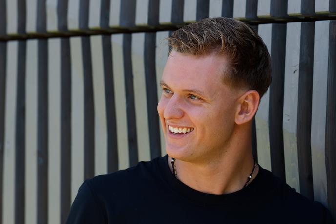 Mick Schumacher | Mick Schumacher pravi, da je dobil dober vtis po pogovorih s Cadillacom. | Foto Guliverimage