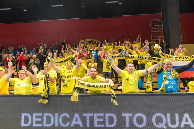 Na prvi tekmi lige prvakov po treh sezonah so velenjski navijači pozdravili zmago. | Foto: RK Gorenje Velenje/Jurij Kodrun