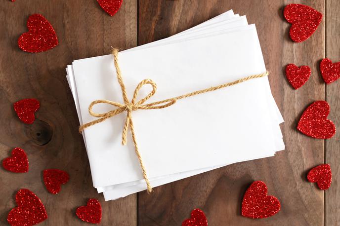 Ljubezen, pismo, valentinovo | Foto Thinkstock